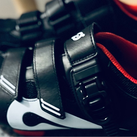 Women’s Peloton cycling shoes, size 39 (US 8.5) Like New! FREE SHIPPING! - Picture 11 of 11